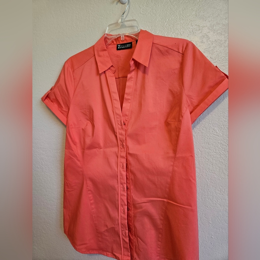 Fitted button up blouse